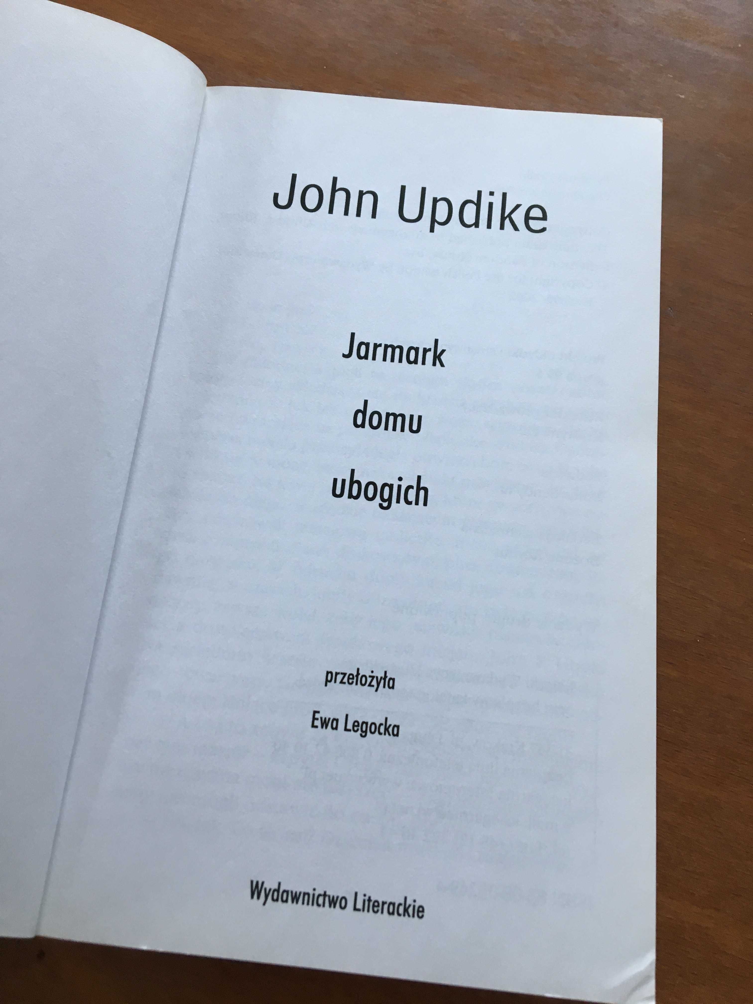 książka "Jarmark domu ubogich" John Updike