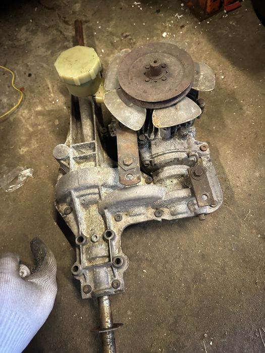 Skrzynia spicer  hydrostatyczna traktorek kosiarka przekladnia napęd