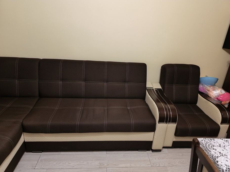 Narożnik i dwa fotele