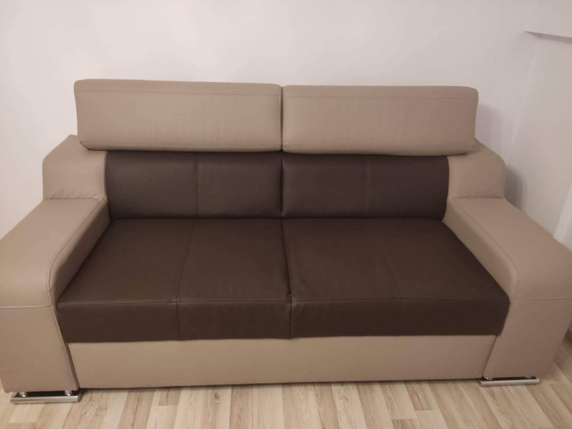 Sofa trzyosobowa
