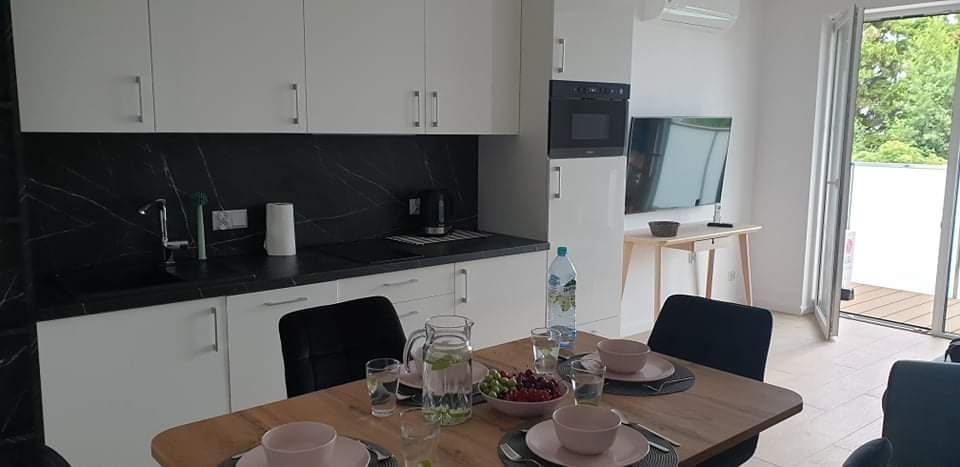Apartament Posesja Kapitańska Grzybowo, koło Kołobrzegu. 100m od morza