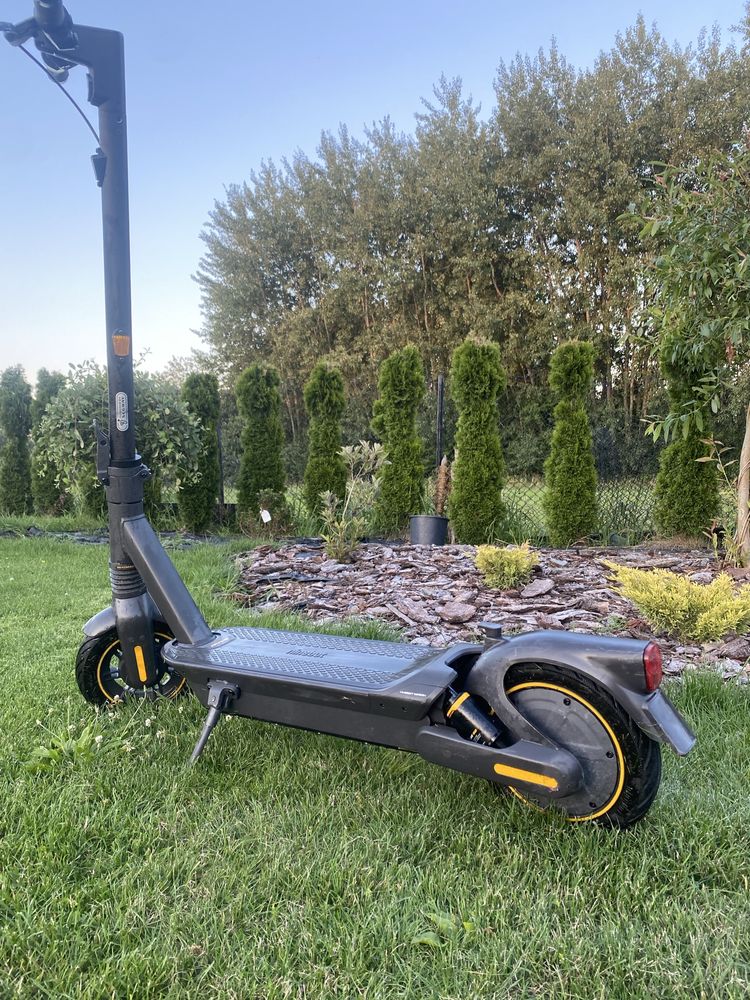 Hulajnoga elektryczna ninebot g2 max