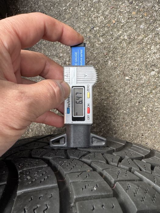 Зимові шини 215 55 R17 Kumho Passat B8 Superb Niro Kona Optima Sonata