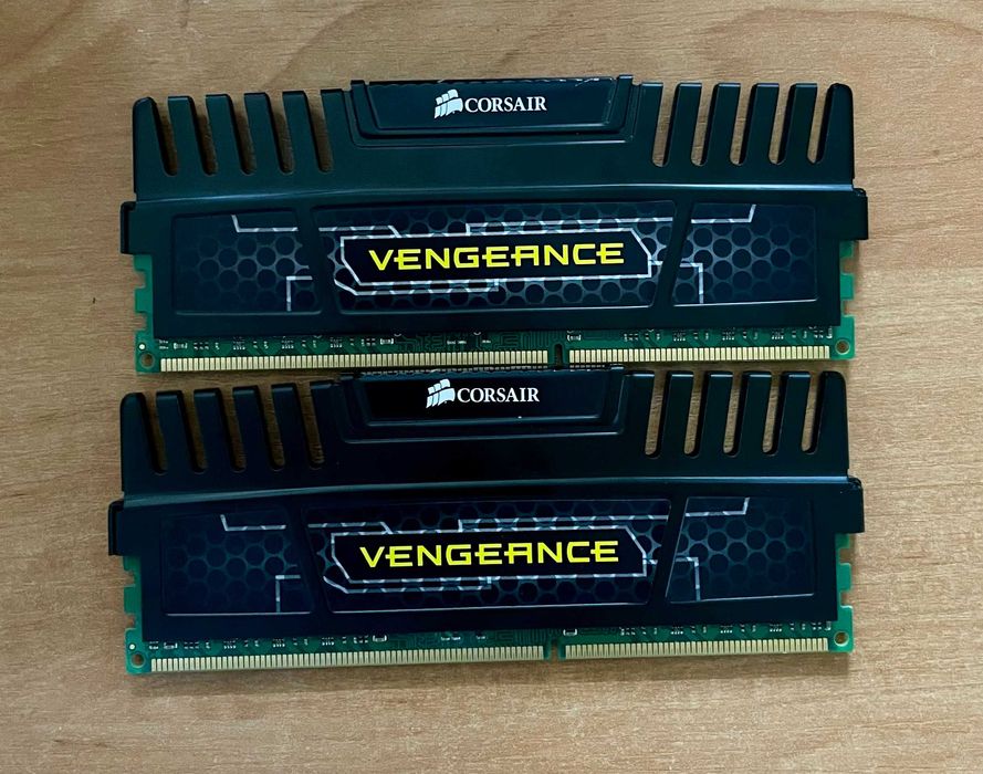 Pamięć RAM DDR3 Corsair Vengeance 16GB 2x8 1600MHz CL10