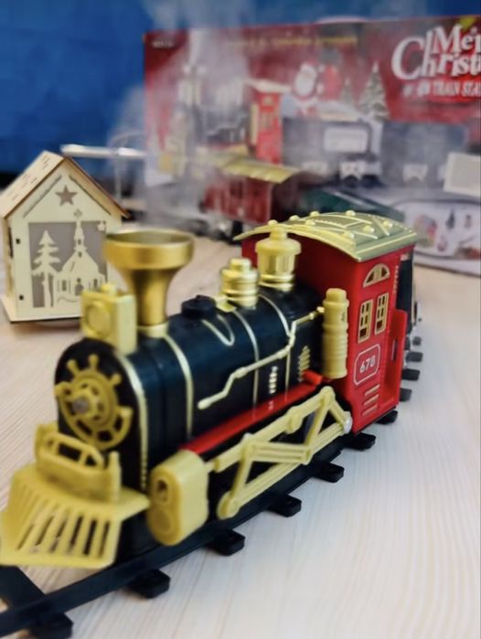 Різдвяна (новорічна) залізниця (музика, світло, дим, будинок, ялинки)