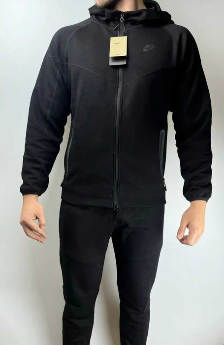 Костюм(Худі + Штани) Nike Tech Fleece у 2-ох кольорах.