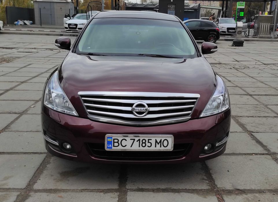 Nissan Teana J32