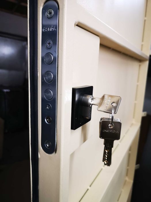 Drzwi stalowe do piwnicy, spawane, techniczne, pancerne pod wymiar