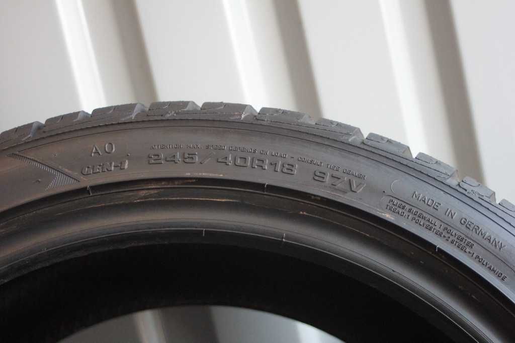 245/40/18 Goodyear UltraGrip Performance 245/40 R18