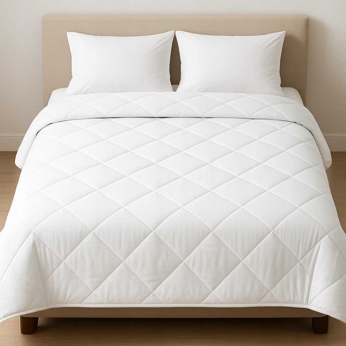 Zestaw antyaler. Kołdra całoroczna 140x200 i poduszka 70x80 dla dzieci