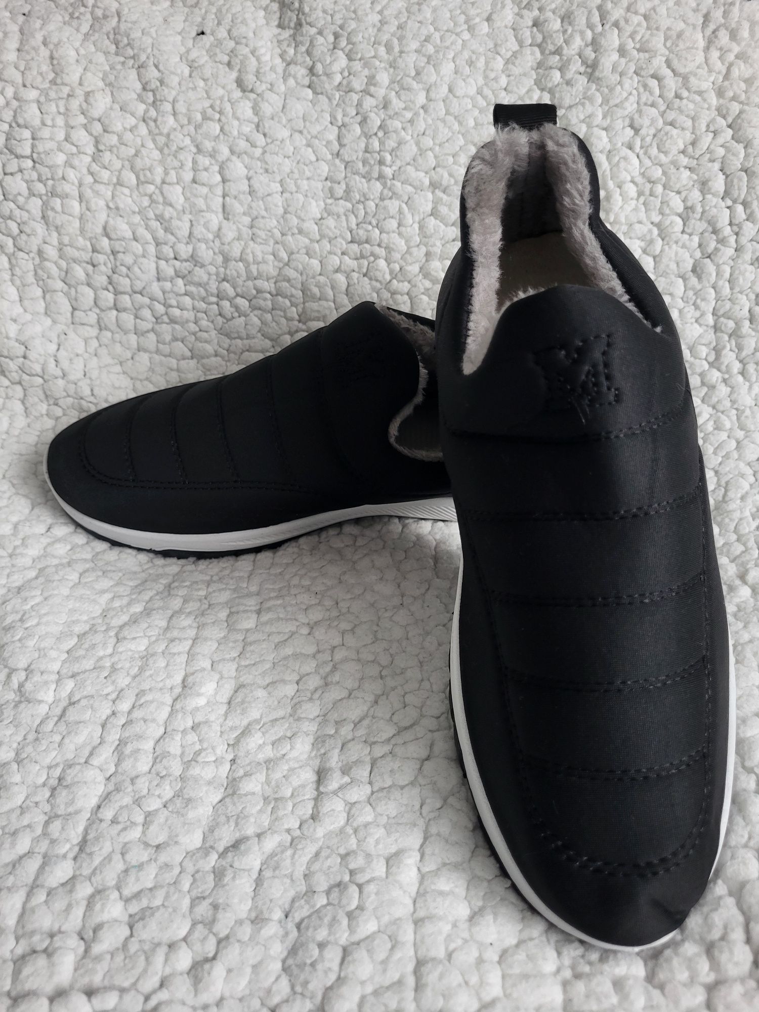Buty męskie zimowe, r. 43.