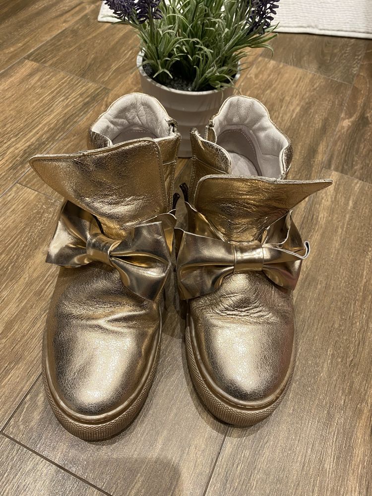 Buty botki  trzewiki carinii 37