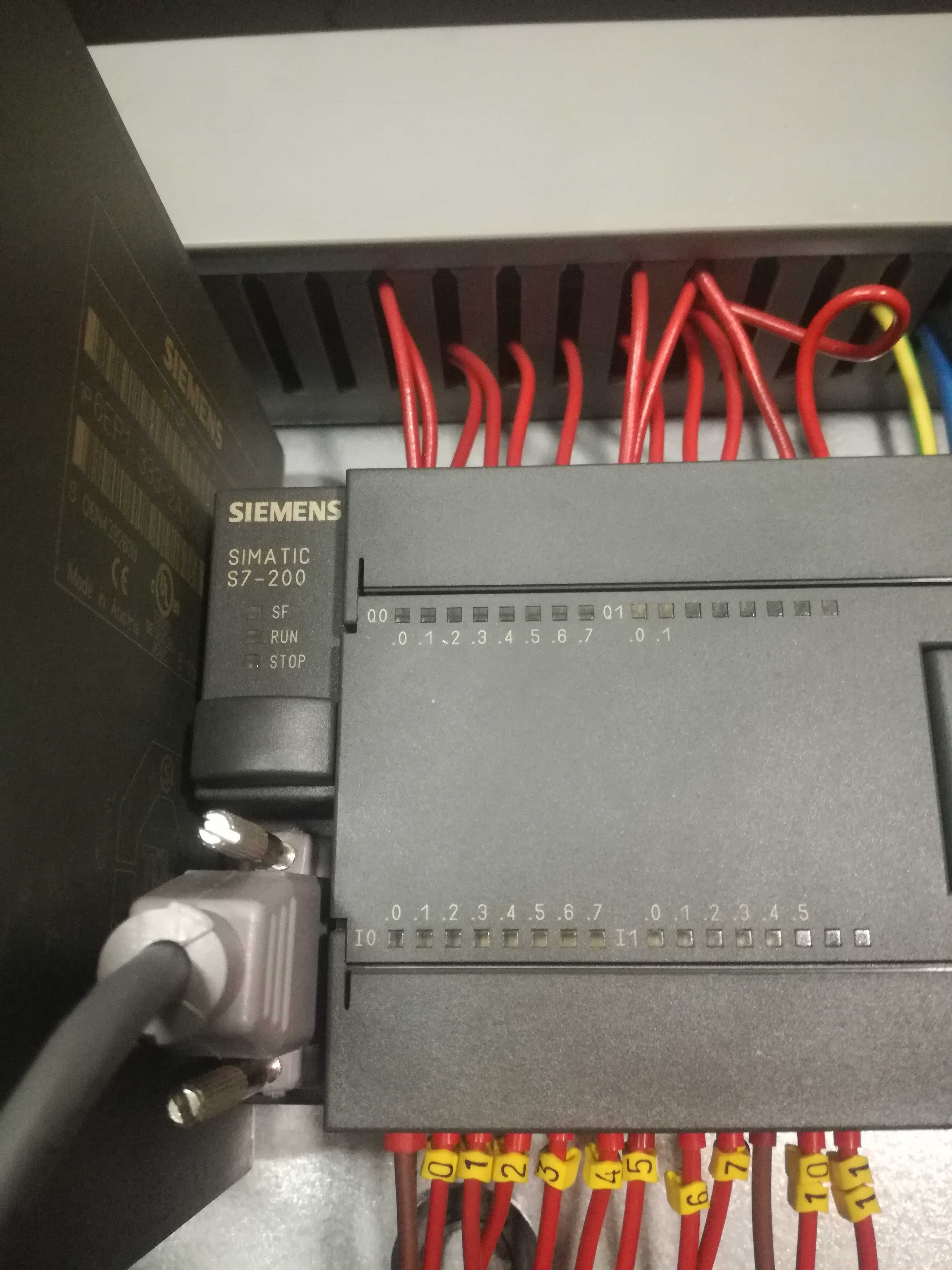 Siemens S7-200 CPU214-1BD21-0XB0 / BUS231-0HC21-0XA0/ PS6EP1333-2AA00