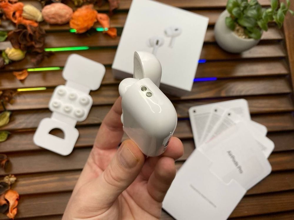 AirPods Pro 2.