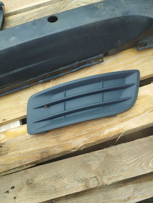 Фари передним на Вольво в 50 без стекл