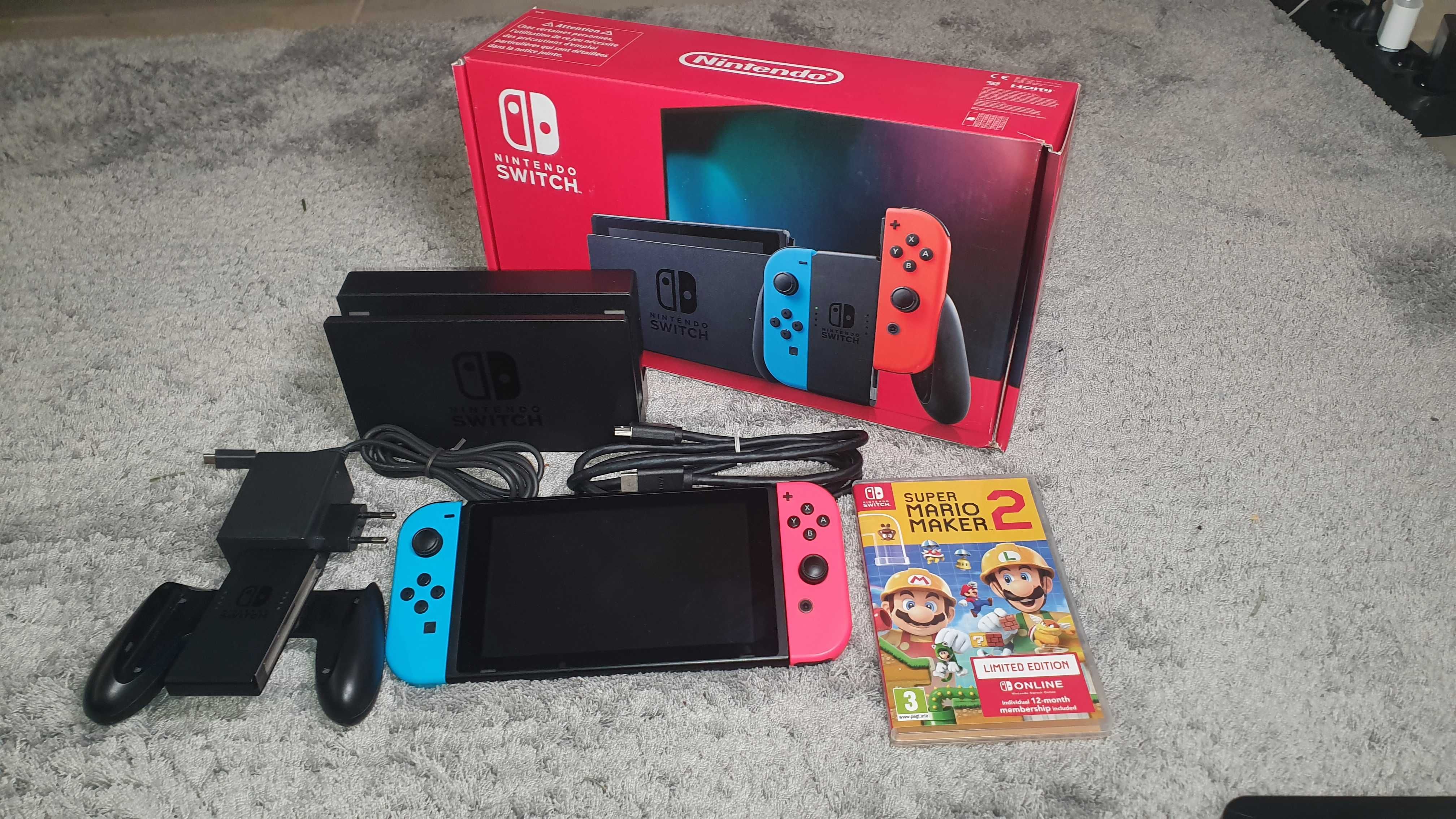 Nintendo Switch V2 + gry + karta SD