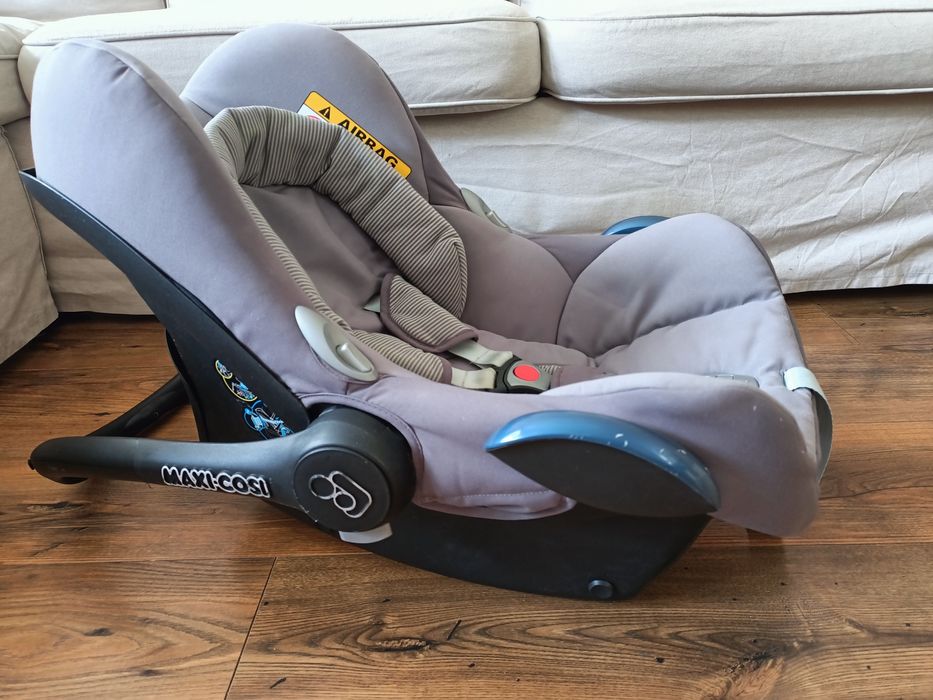 Fotelik samochodowy Maxi Cosi Cabrio Fix