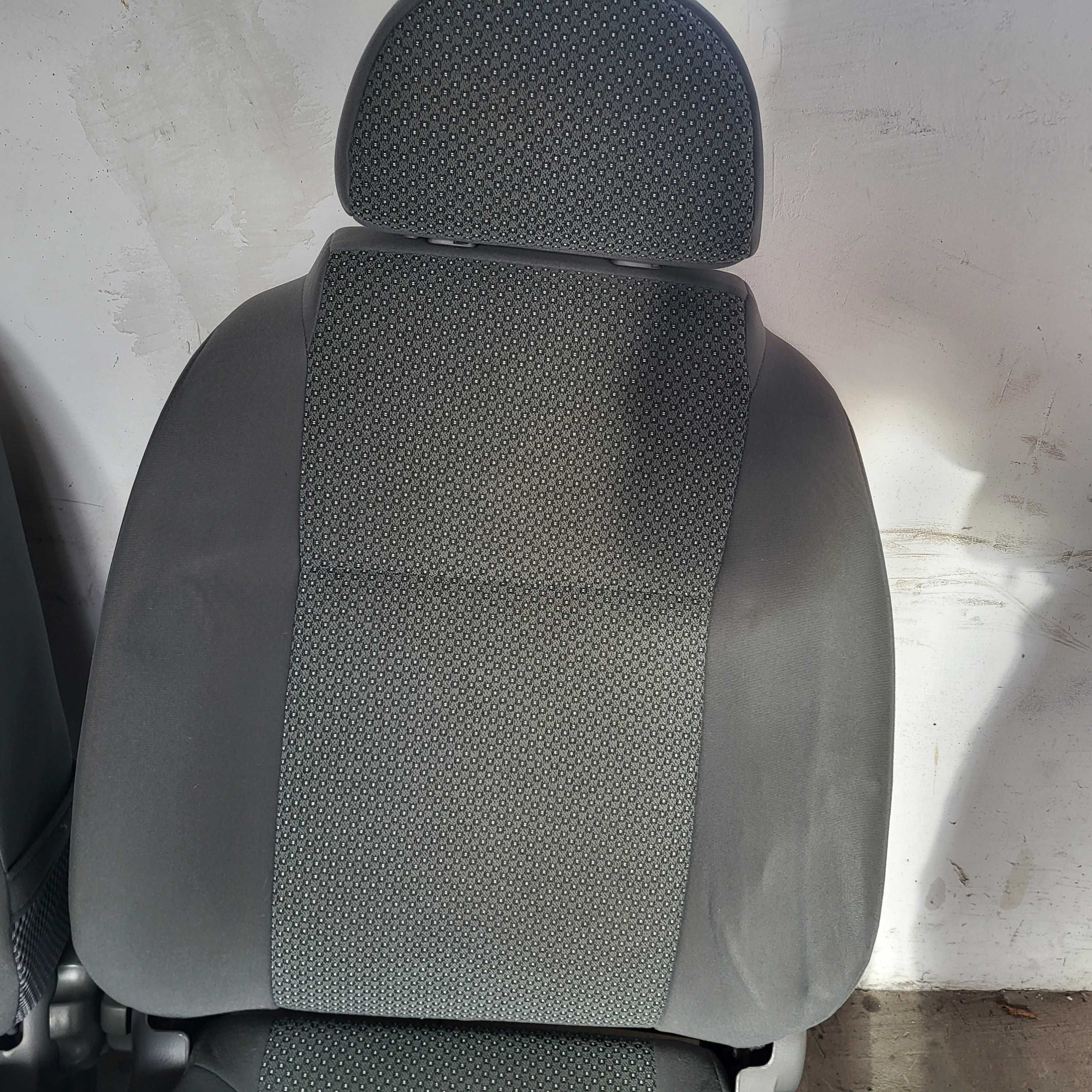 Fotel Fotele Kierowcy Pasażera Daewoo Kalos z Airbag