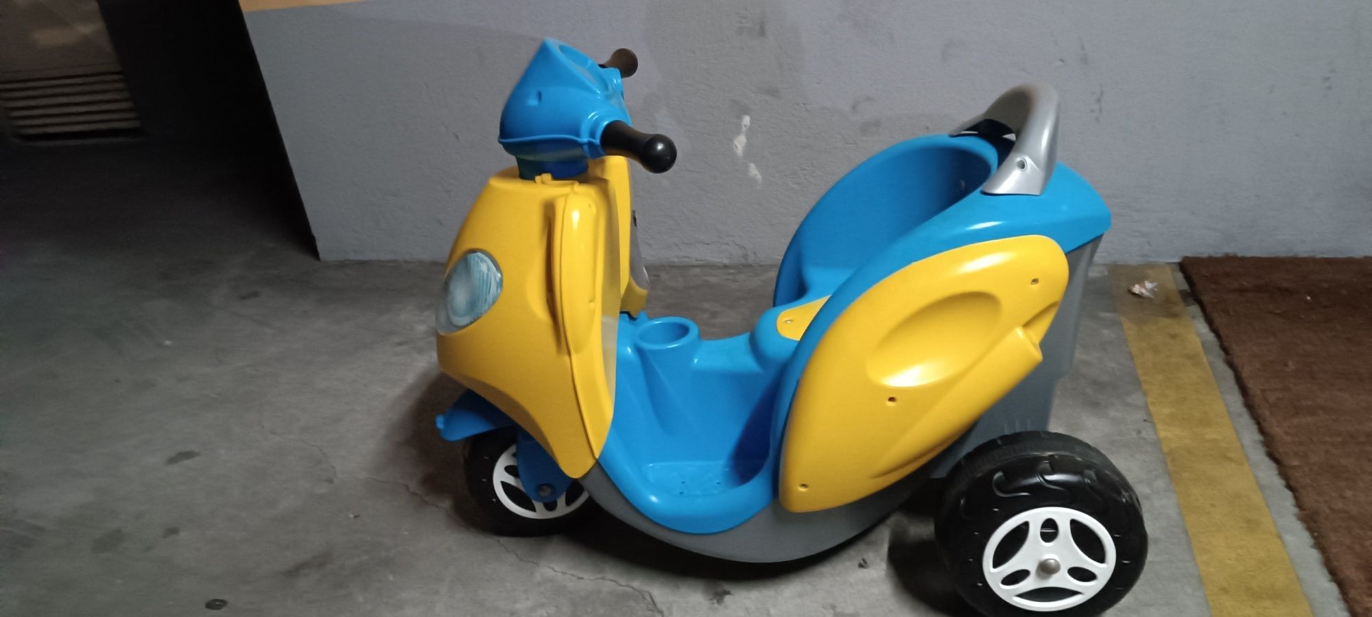 Mota electrica com carregador