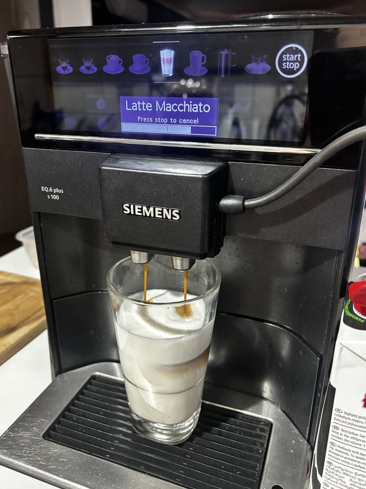Siemens EQ6 plus S100 niski przebieg