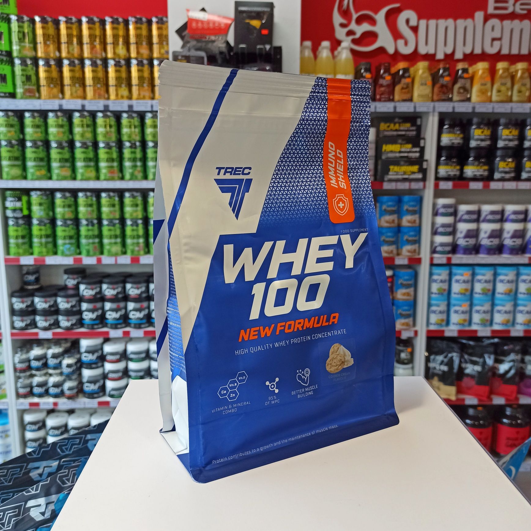 TREC WHEY 100 NEW Formula 700g Białko WPC Odżywka Białkowa Różne smaki