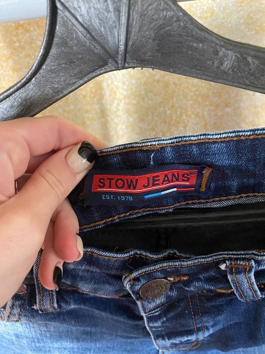 Чоловічі джинси в ідеальному стані