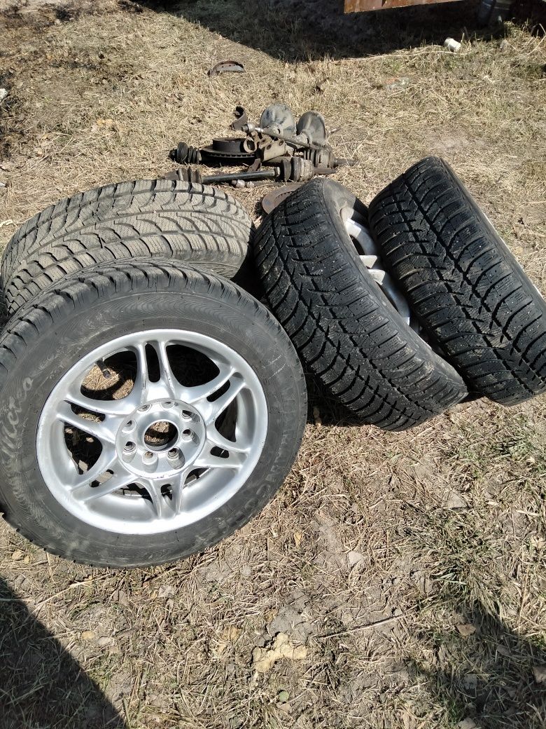 шини на автошини 185/65/14R