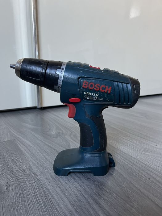 Шуруповерт без комплекту Bosch GSR 12 V