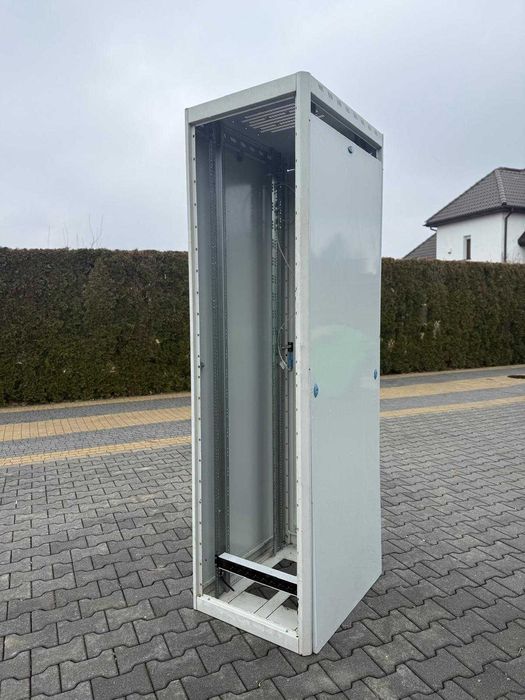 Serwerownie - szafy TecnoSteel