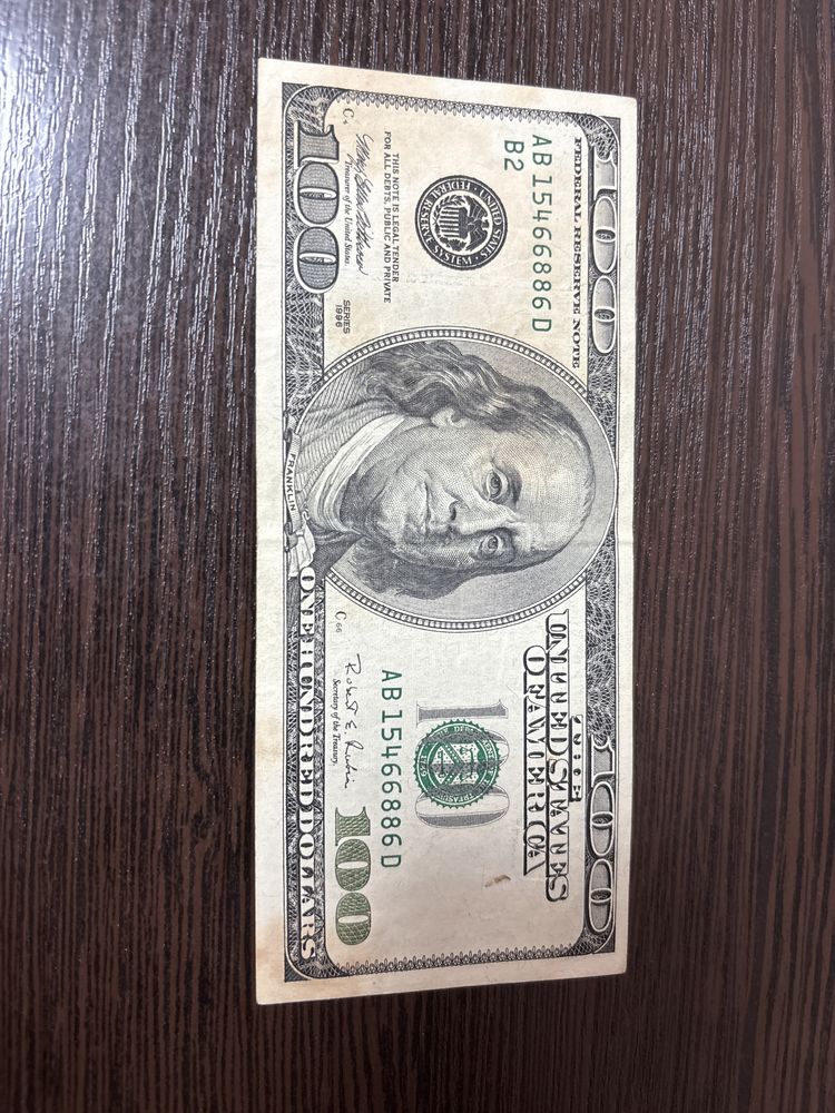 100 доларів 1996 року