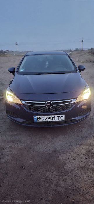Опель Астра 1.6 дизель 2017 рік