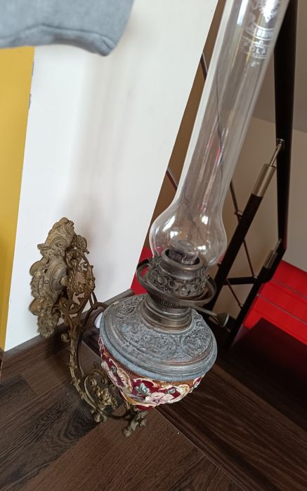 Wisząca lampa naftowa vintage