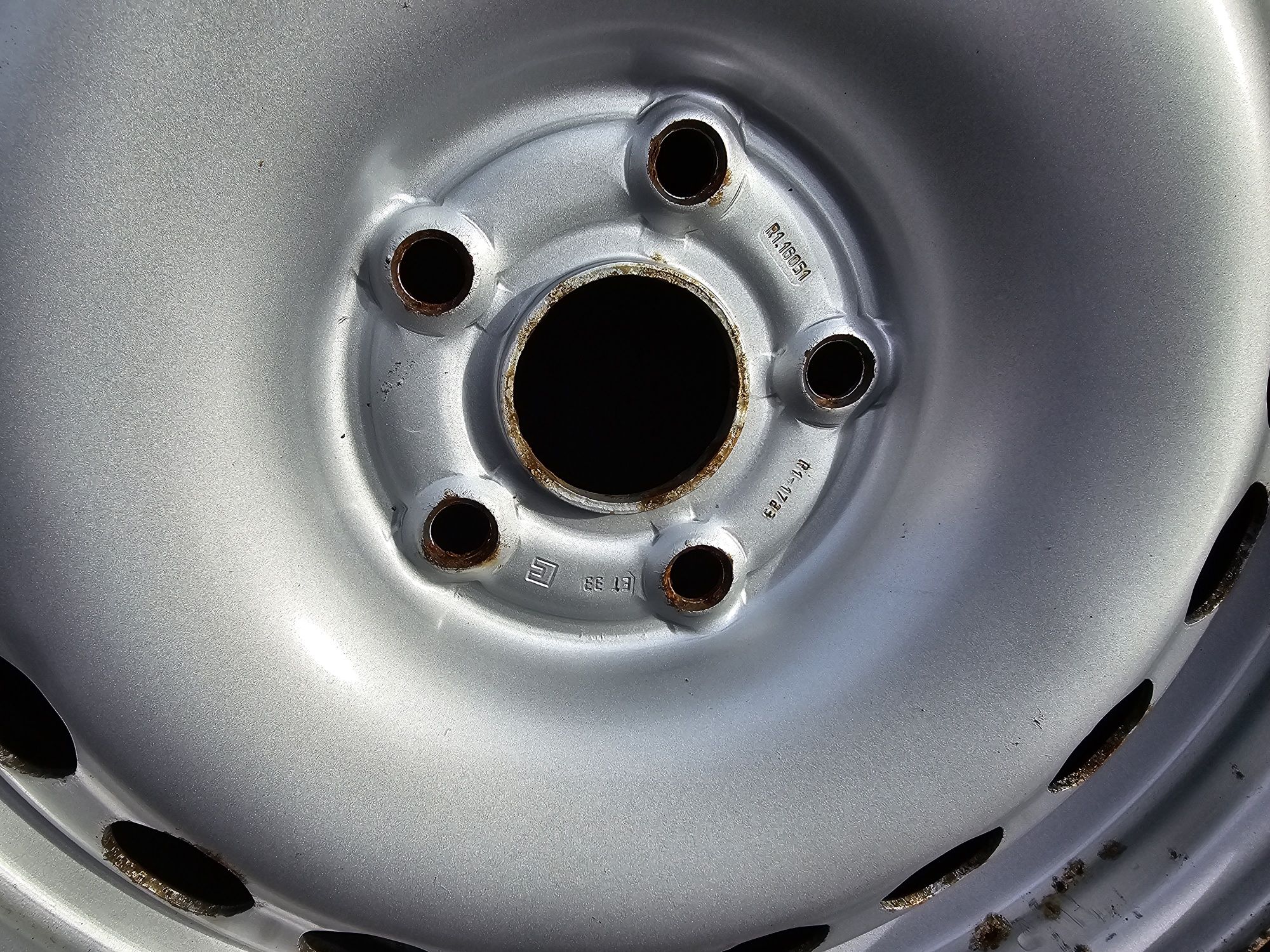 Koła Zimowe Felgi Opony 215/65R16 Falken VW Tiguan