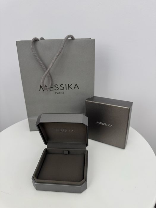 Розкішне подарункове пакування Messika