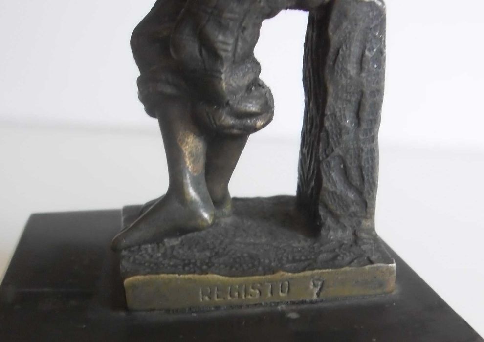 1940-50 | Pescador da Nazaré | Peça rara em Bronze assinada & numerada