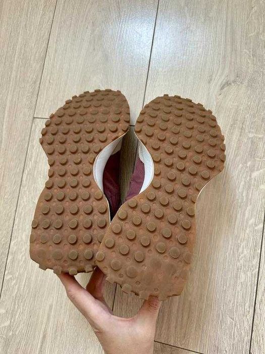 Кроссовки new balance 327 v2 серо розовые 26см