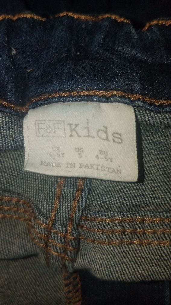 Джинсы F&F на девочку 4-5 лет
