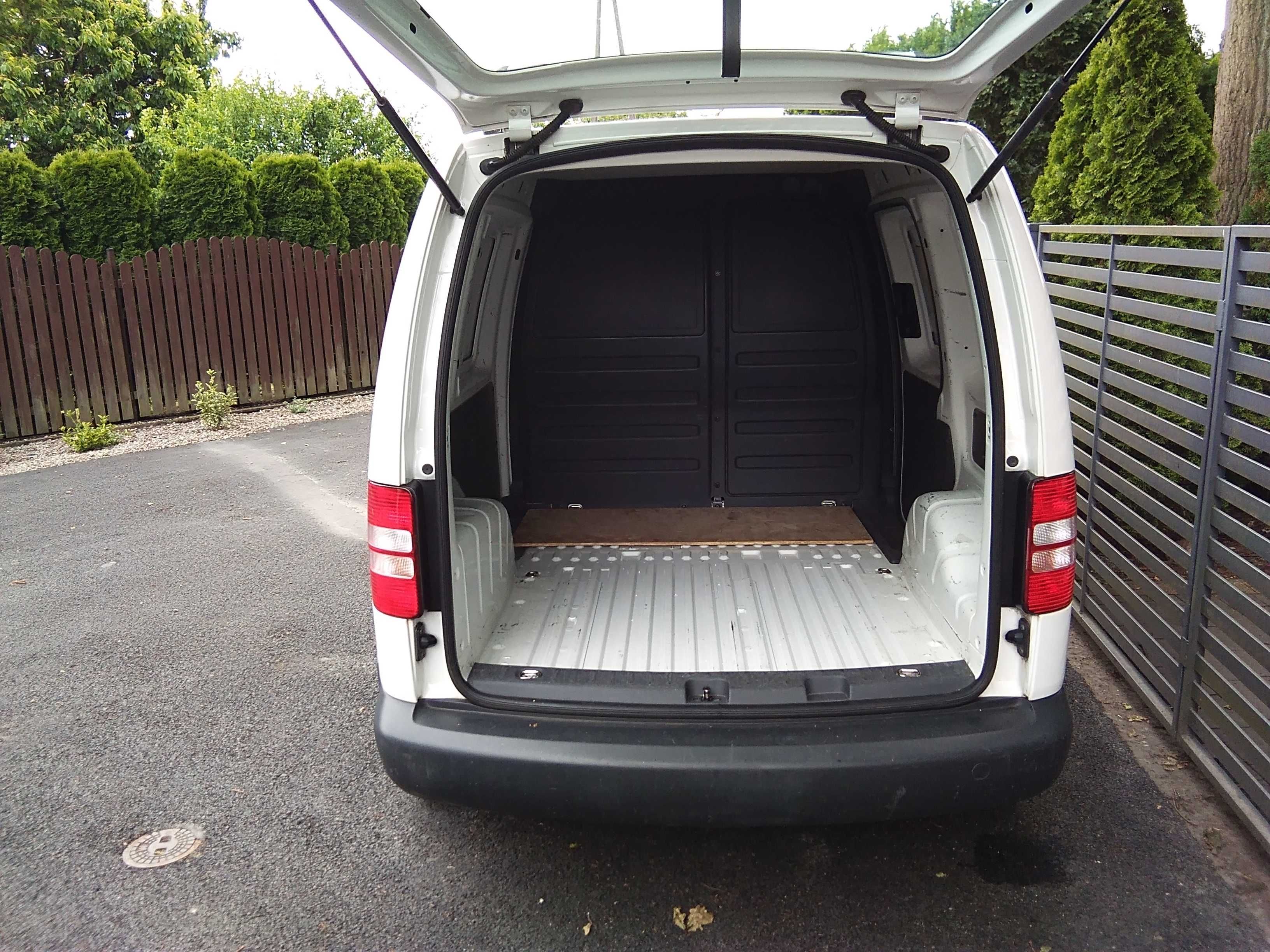VW Caddy 1,6 BIFUEL