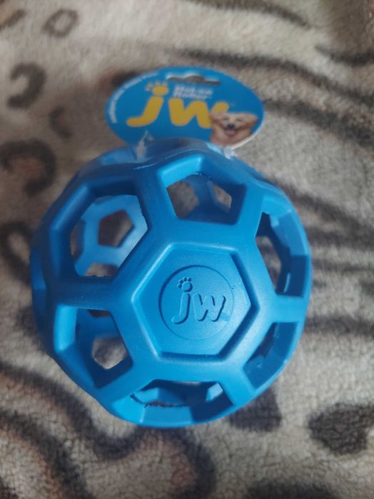 Zestaw zabawka dla psa lama ,piłka na przymski,karma cezar sushi maced