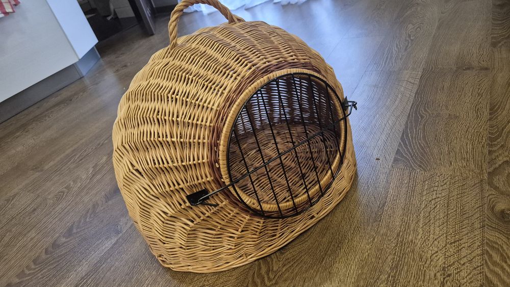 Transporter wiklinowy dla kota