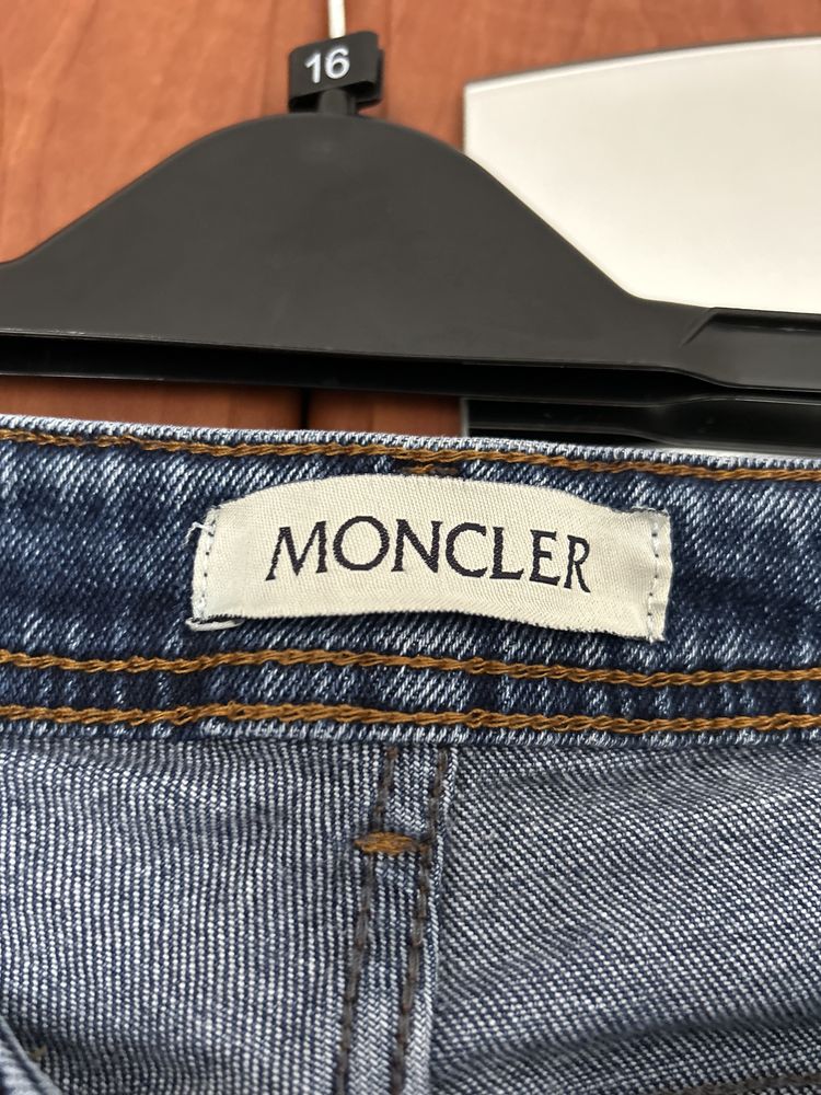 Жіночі джинси Moncler