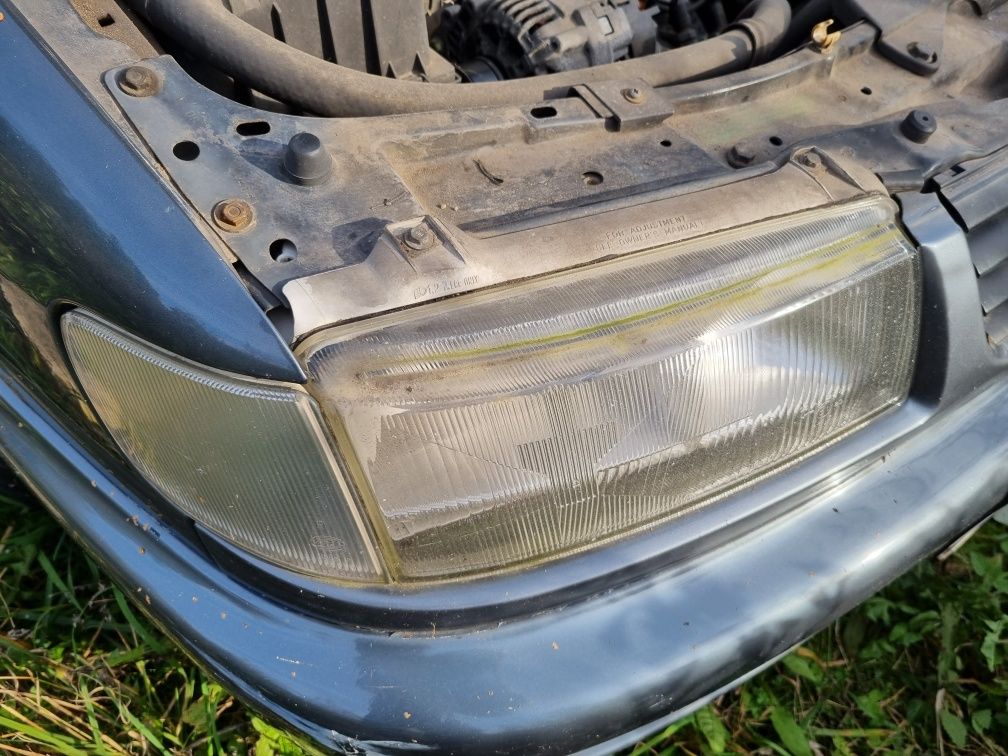 B4 passat volkswagen  lampy przód oświetlenie klosze