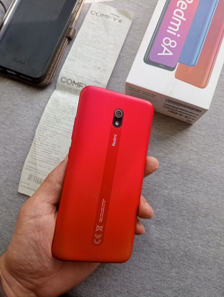 В гарному стані Xiaomi redmi 8A