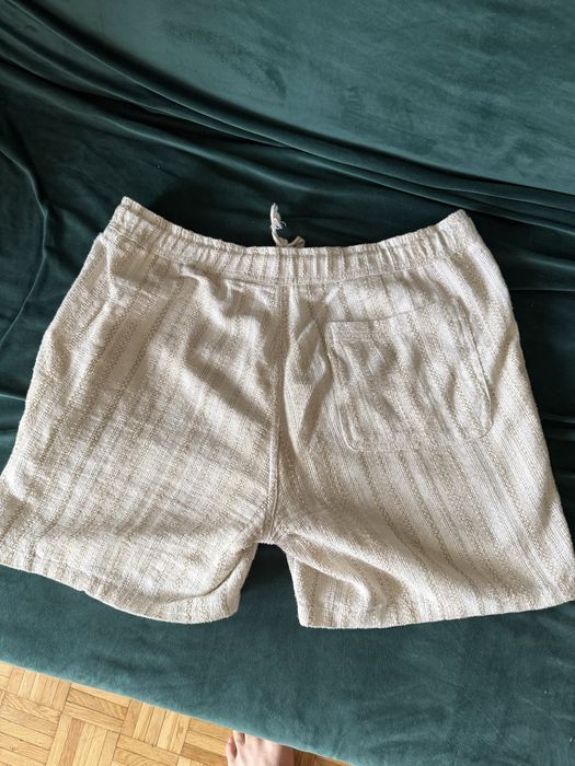 Szorty Zara z lnu