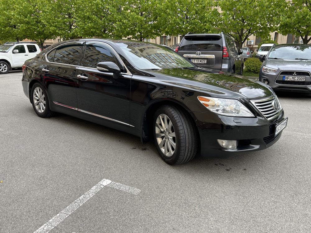 Lexus LS460 Otaman