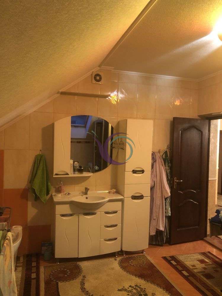 Продається особняк с.Чукалівка