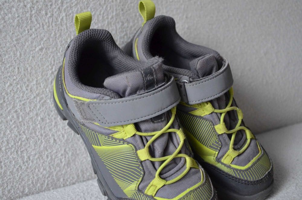 QUECHUA buty turystyczne niskie dziecięce chłopięce na rzepy j nowe 29