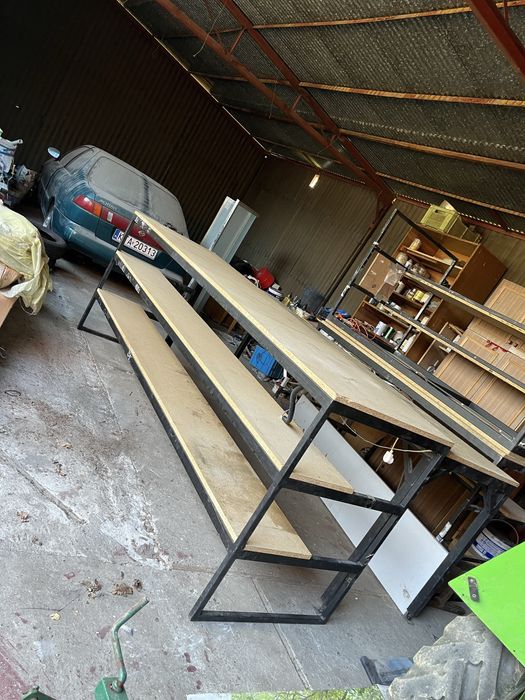 Stoły do pakowania i regały warsztatowe