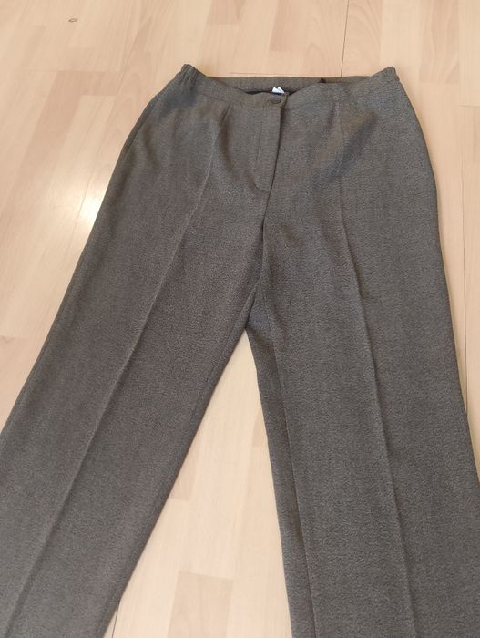 Eleganckie spodnie damskie z kantem rozm M,L