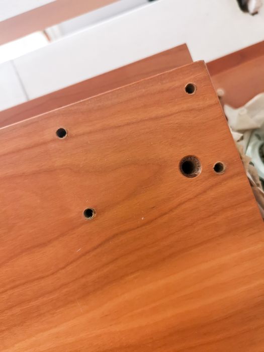 Estante de 8 cubos em folheado de madeira de cerejeira (não Ikea)